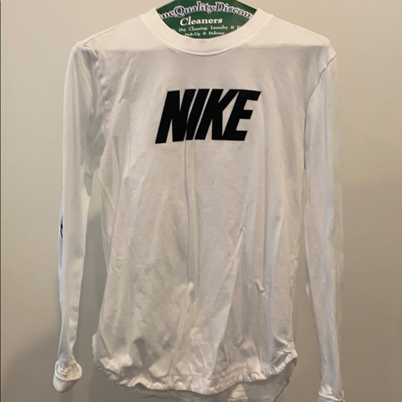Nike Tops - Long sleeve Nike tee